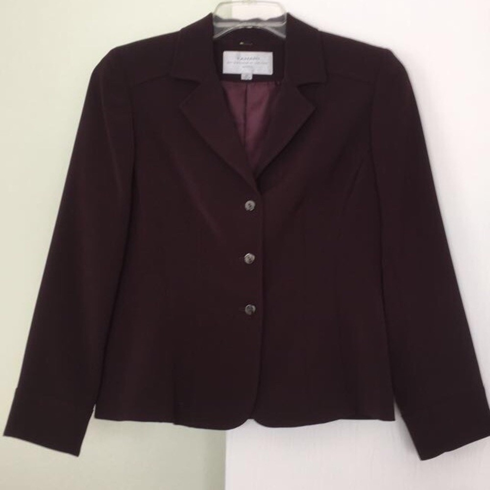 Tahari Petites skirt suit Deep Plum  sz 6P